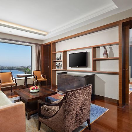 Crowne Plaza Huangshan Yucheng By Ihg Exterior photo
