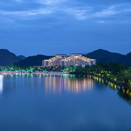 Crowne Plaza Huangshan Yucheng By Ihg Exterior photo