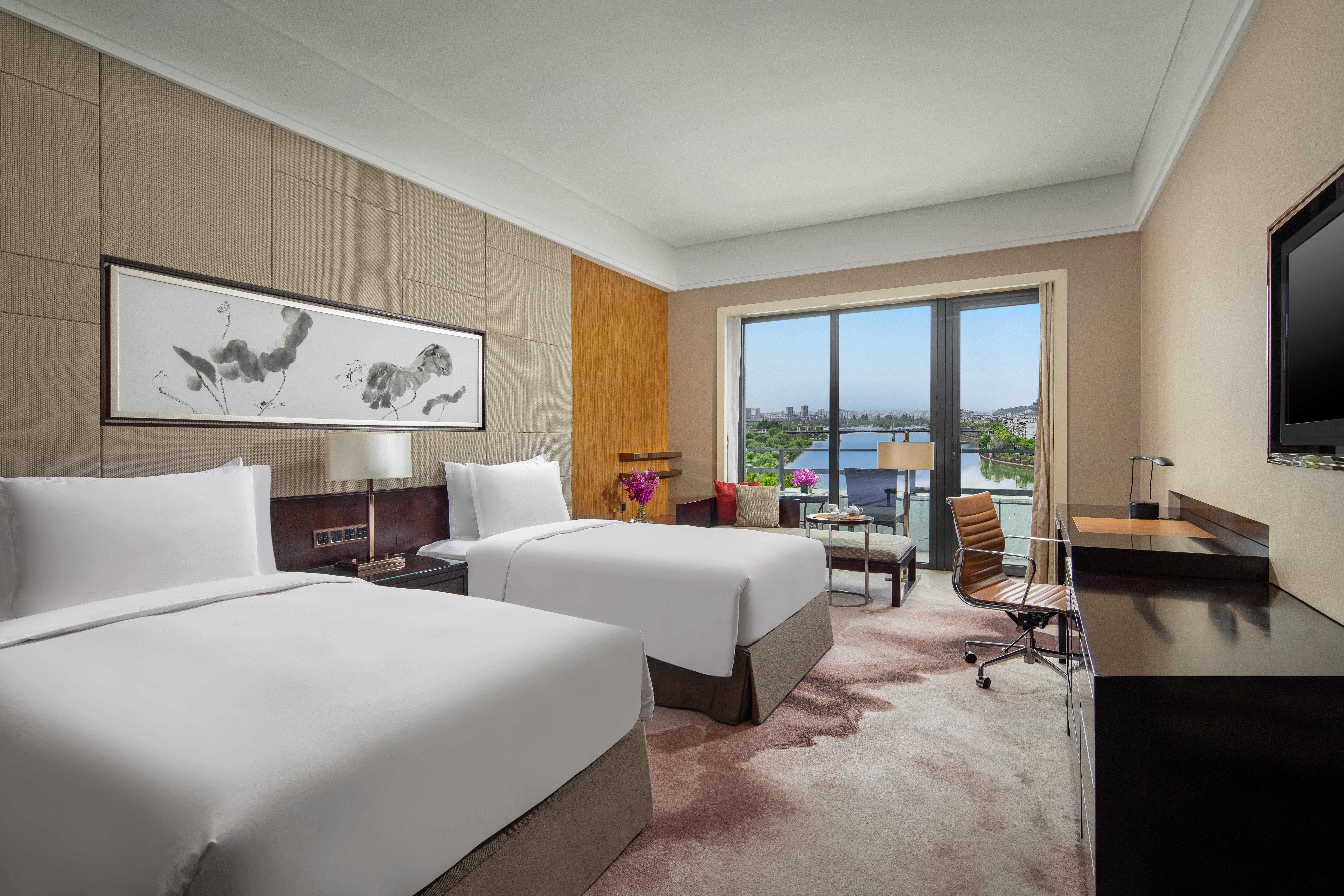 Crowne Plaza Huangshan Yucheng By Ihg Exterior photo