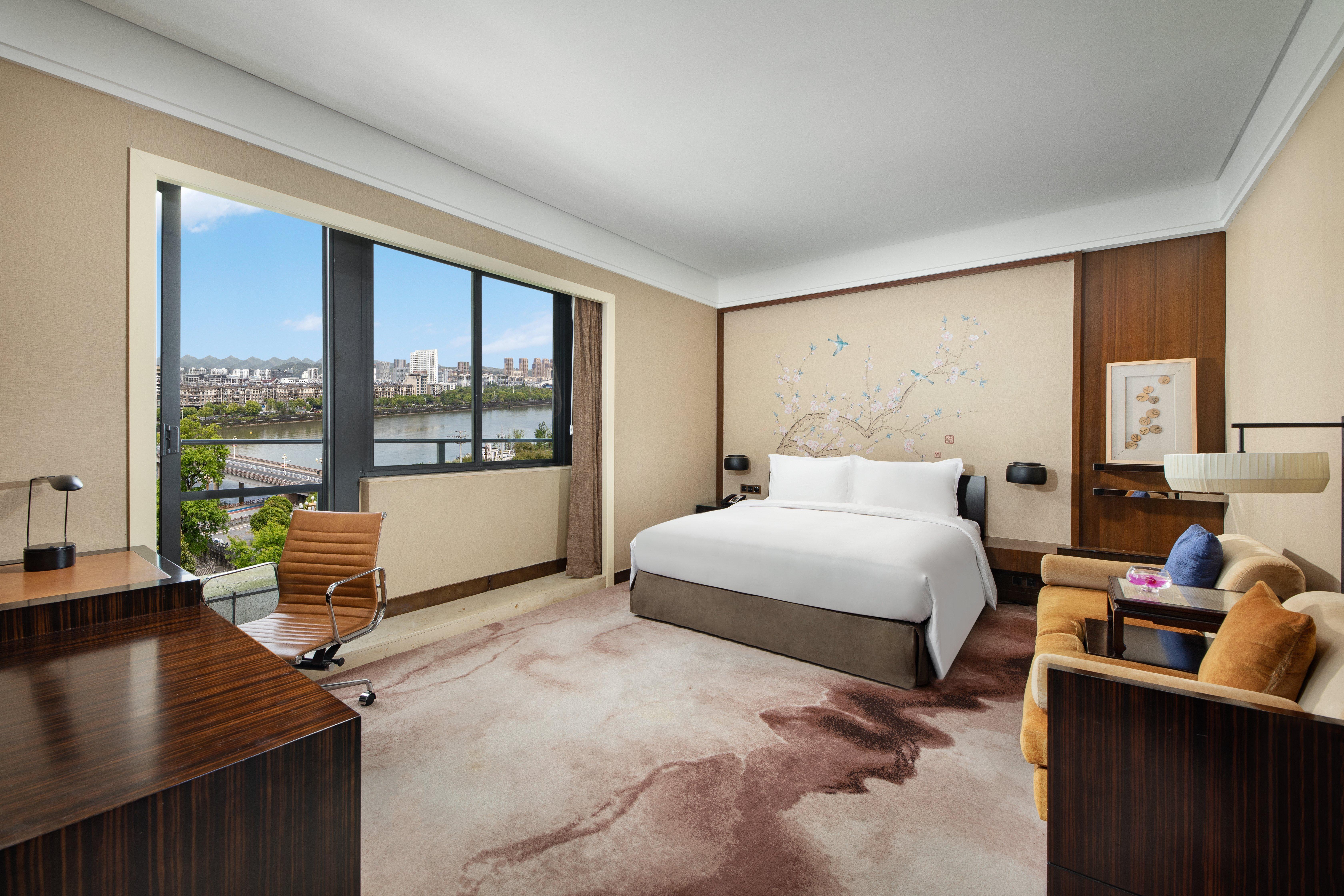 Crowne Plaza Huangshan Yucheng By Ihg Exterior photo