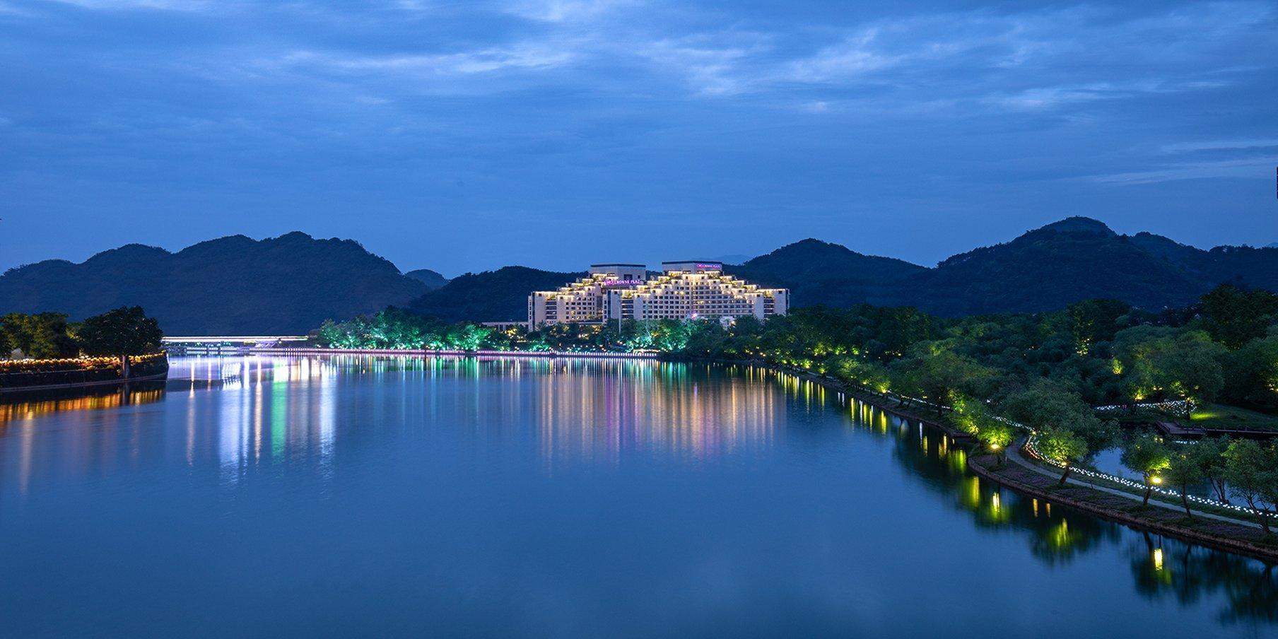 Crowne Plaza Huangshan Yucheng By Ihg Exterior photo